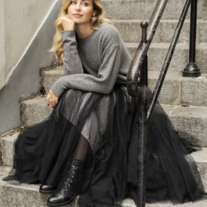 Aria tulle skirt with sequined lining